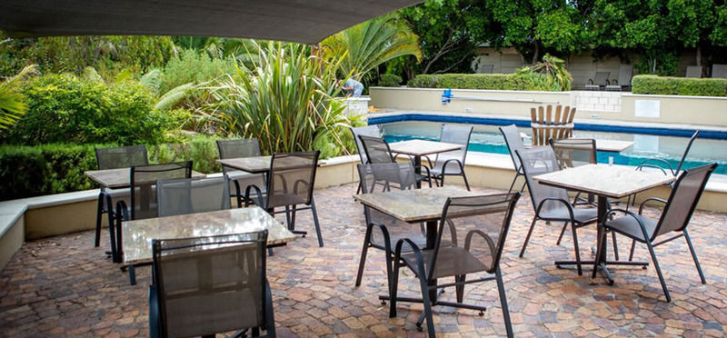 Somerset Villa Guesthouse Somerset West Exterior photo